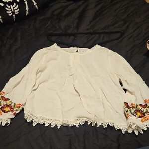 Velvet by Graham & Spencer White Blouse with Floral Embroidery